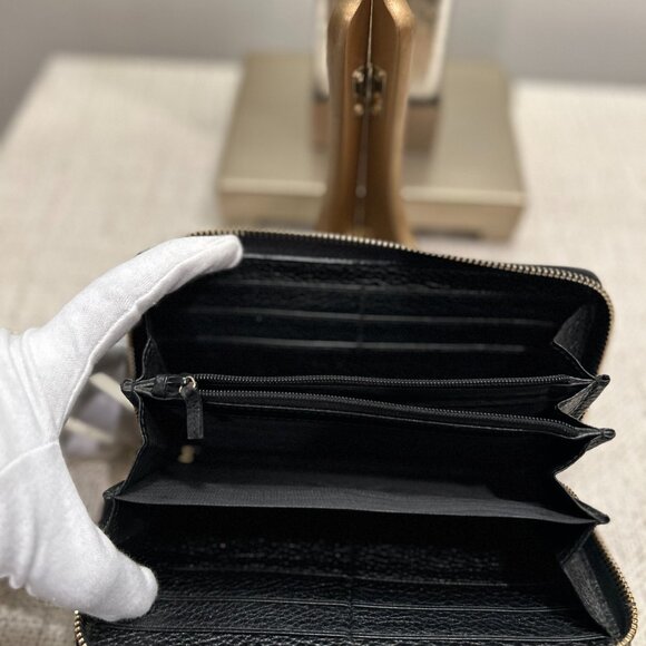 Gucci Black Pebbled Calfskin Fringe Tassel Soho Zip Around Continental Wallet - Picture 7 of 9